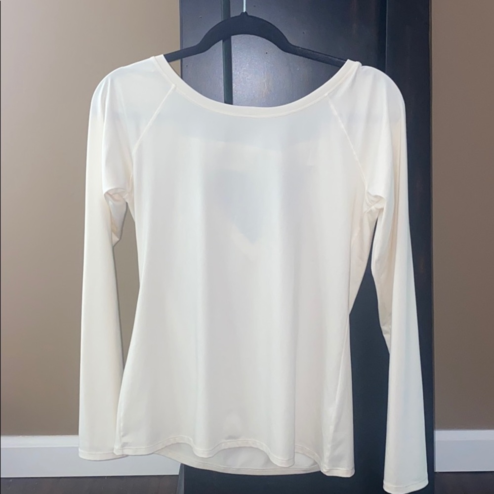 Calia by Carrie Underwood Long Sleeve